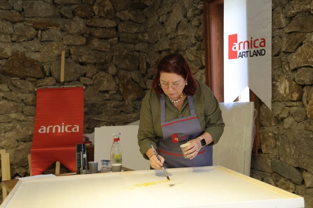 "Sanatçılarımız bu kez bambaşka bir ortamda sanat üretti"